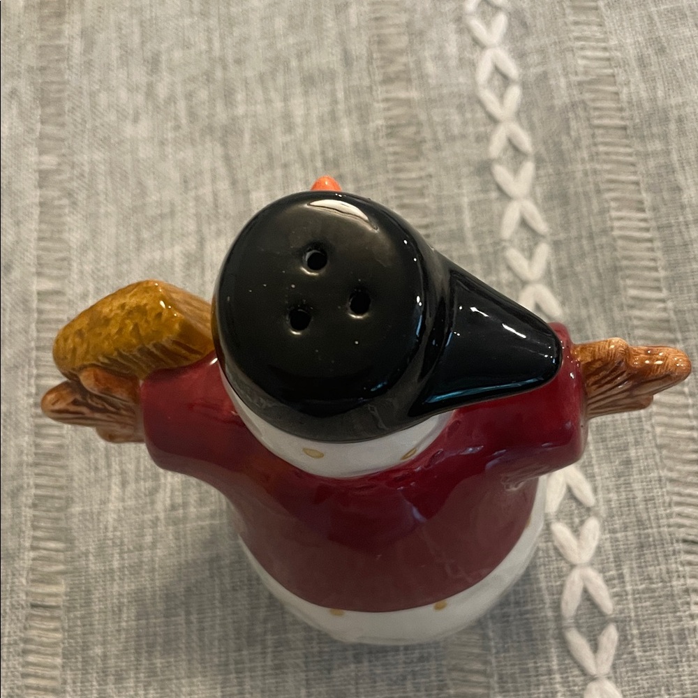 Vintage Sakura Snowman Salt and Pepper Shaker Set - Picture 7 of 8